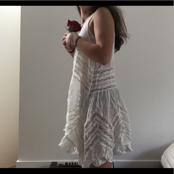 White vintage float dress or shirt - Picture 3 of 6